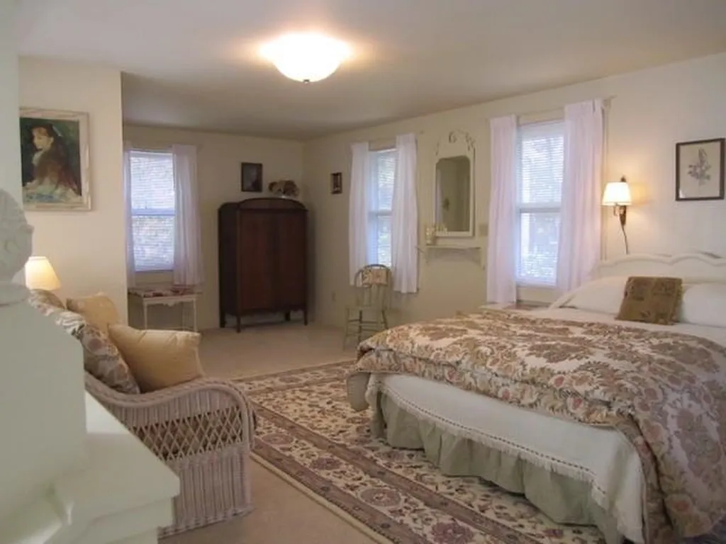 78 Sawyer Brook Road Orford NH 03777