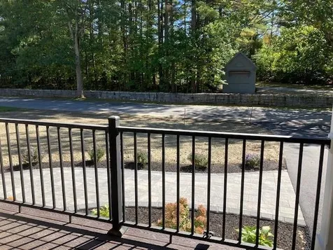 17 Cemetery Street Concord NH 03301