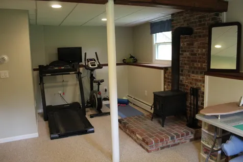 5 Richard Court Raymond NH 03077