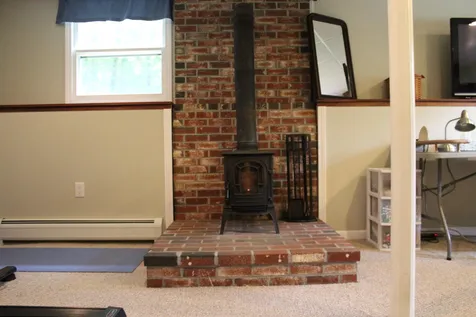 5 Richard Court Raymond NH 03077
