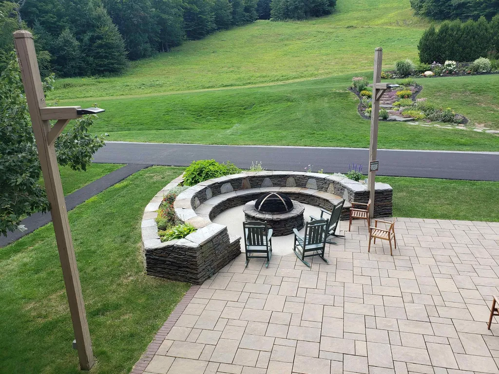 143, 3 89 Grand Summit Way Dover VT 05356