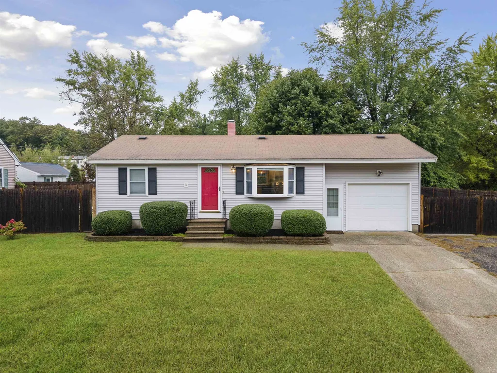 130 E Hobart Street Nashua NH 03060