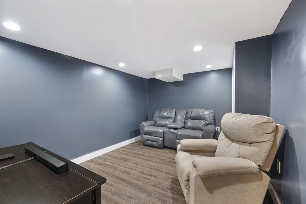 130 E Hobart Street Nashua NH 03060