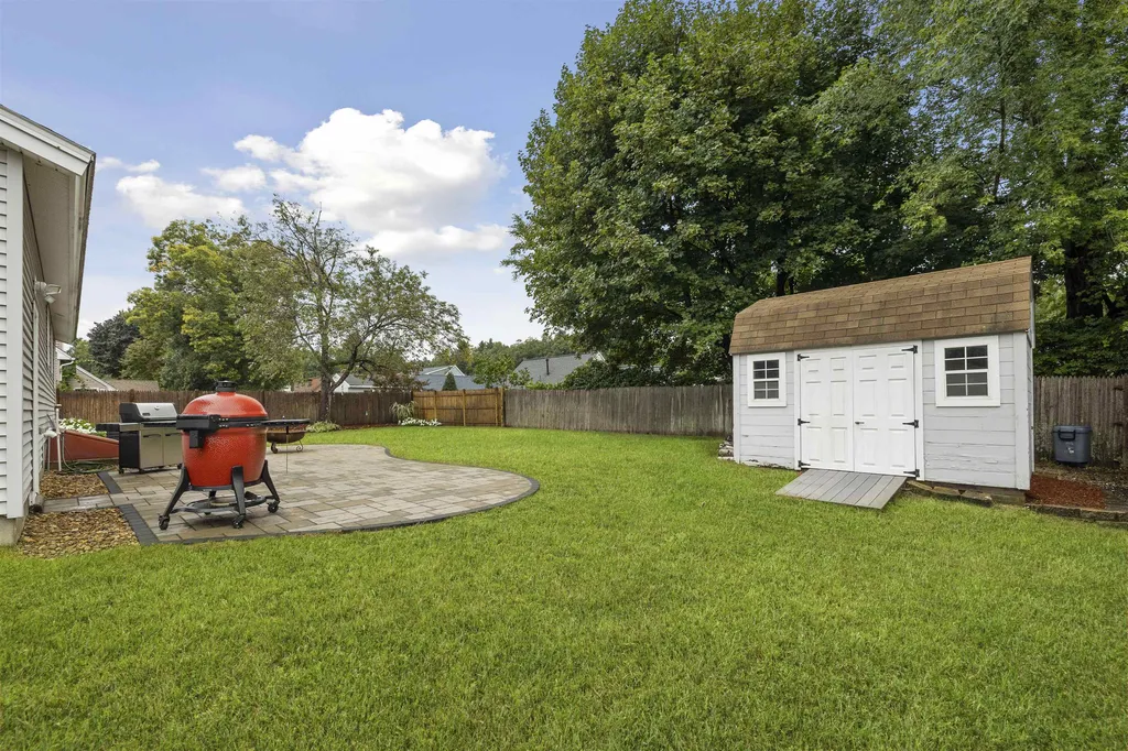 130 E Hobart Street Nashua NH 03060