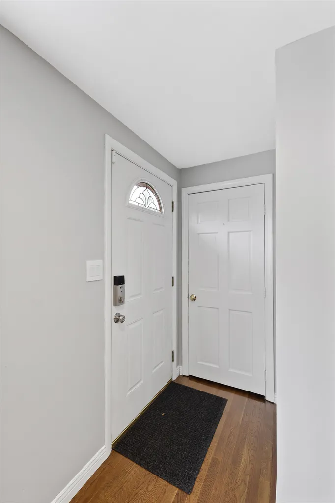 130 E Hobart Street Nashua NH 03060