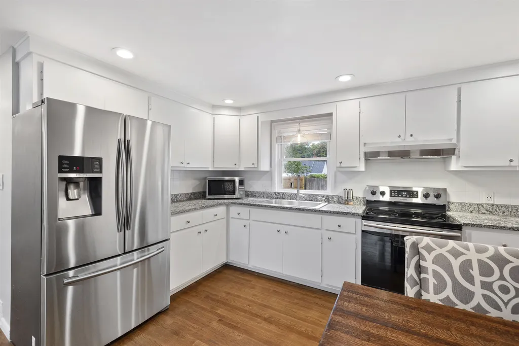 130 E Hobart Street Nashua NH 03060