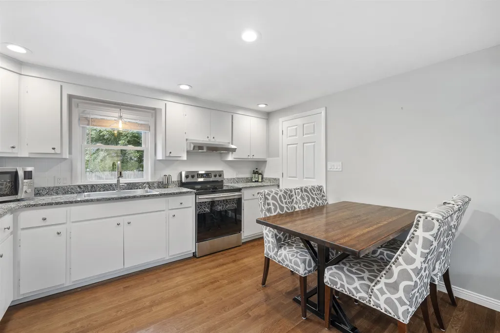 130 E Hobart Street Nashua NH 03060