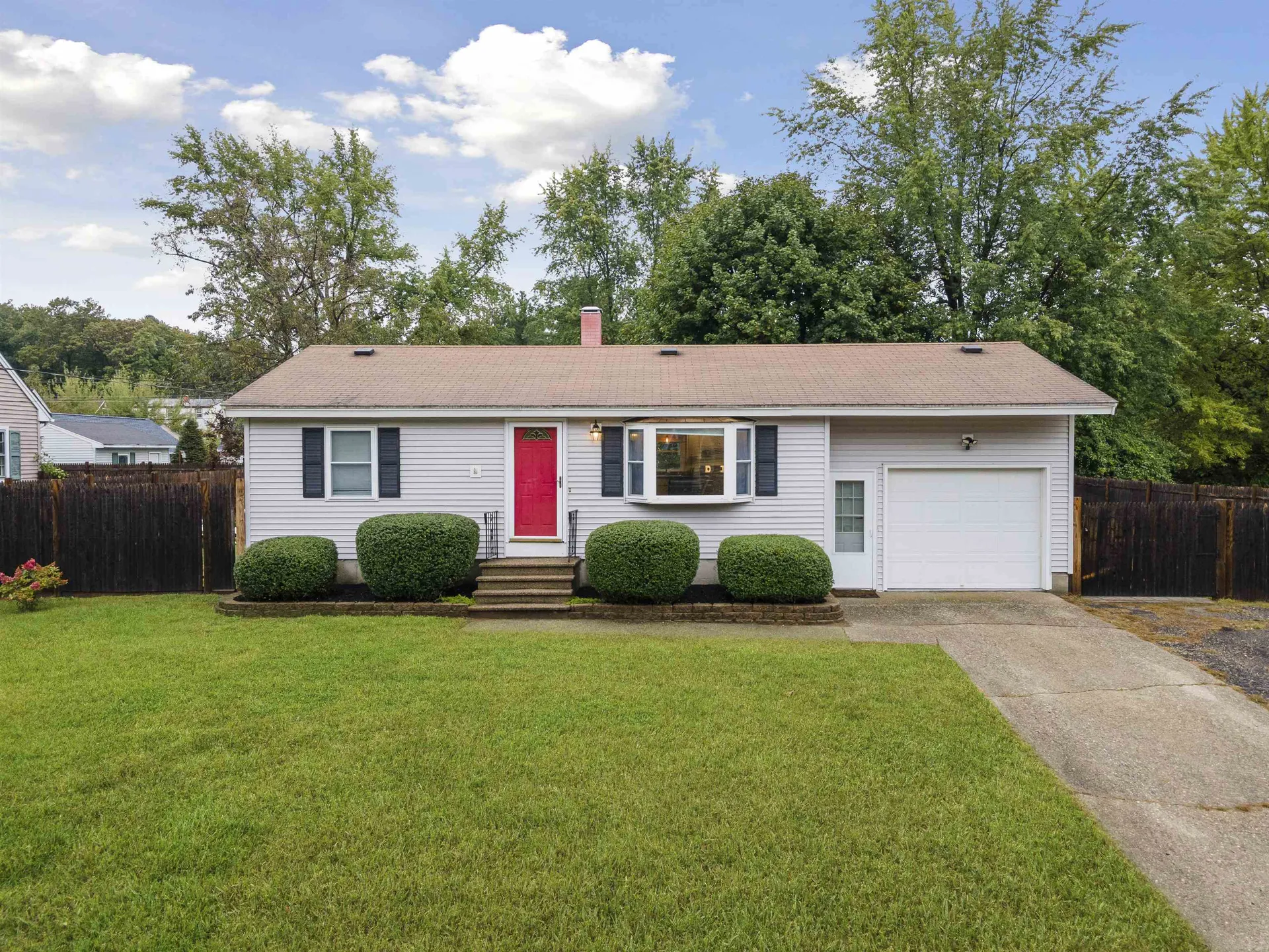130 E Hobart Street Nashua NH 03060