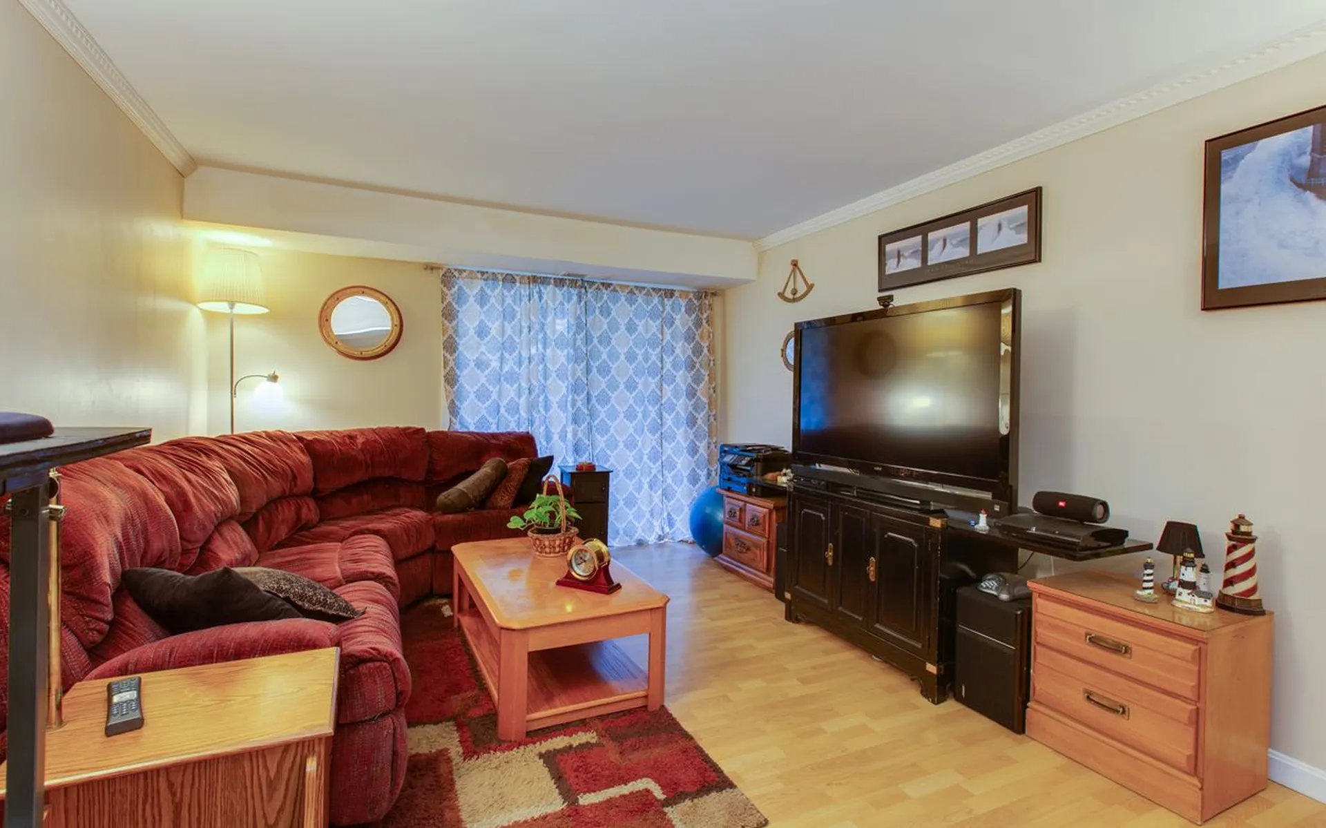4 Roedean Drive Nashua NH 03063