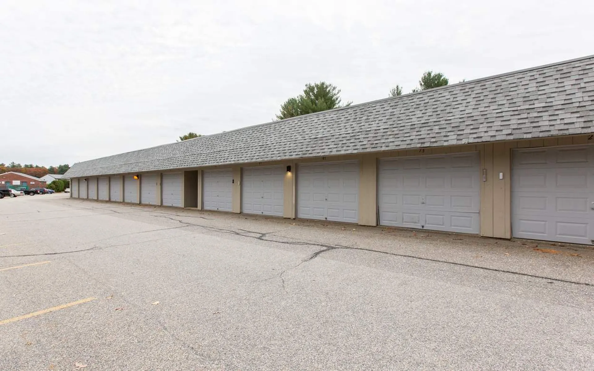 4 Roedean Drive Nashua NH 03063