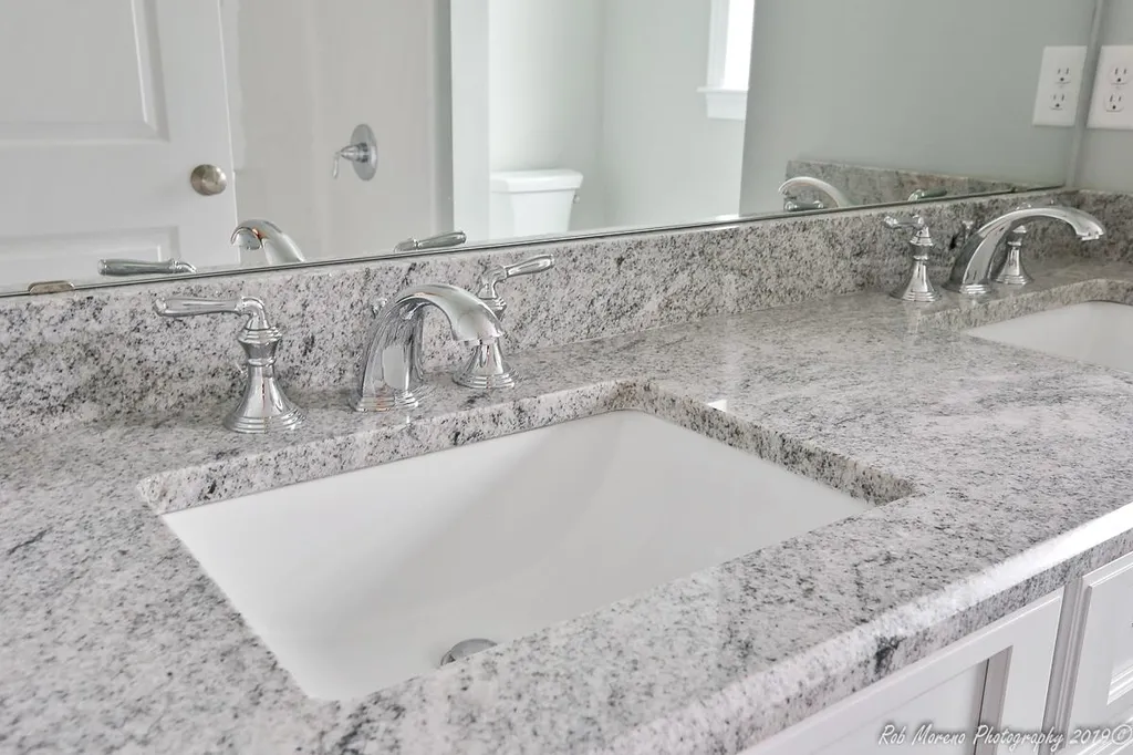 25 Sanborn Road Hampton Falls NH 03844