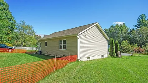 8 Ciara Drive Grand Isle VT 05458