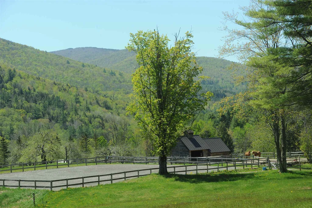 217 Echo Ledge Road Woodstock VT 05091