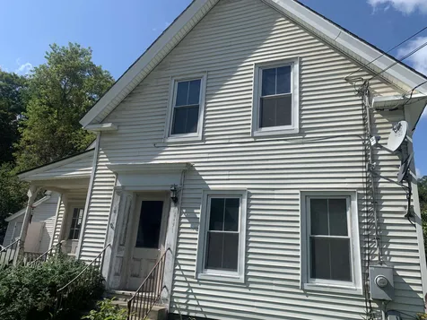 8 Pond Street Ludlow VT 05149