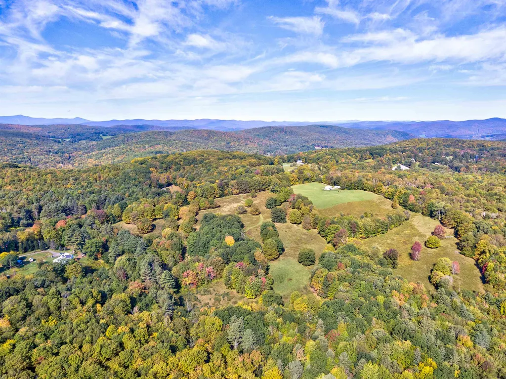 110 Advent Hill Road Hartland VT 05048