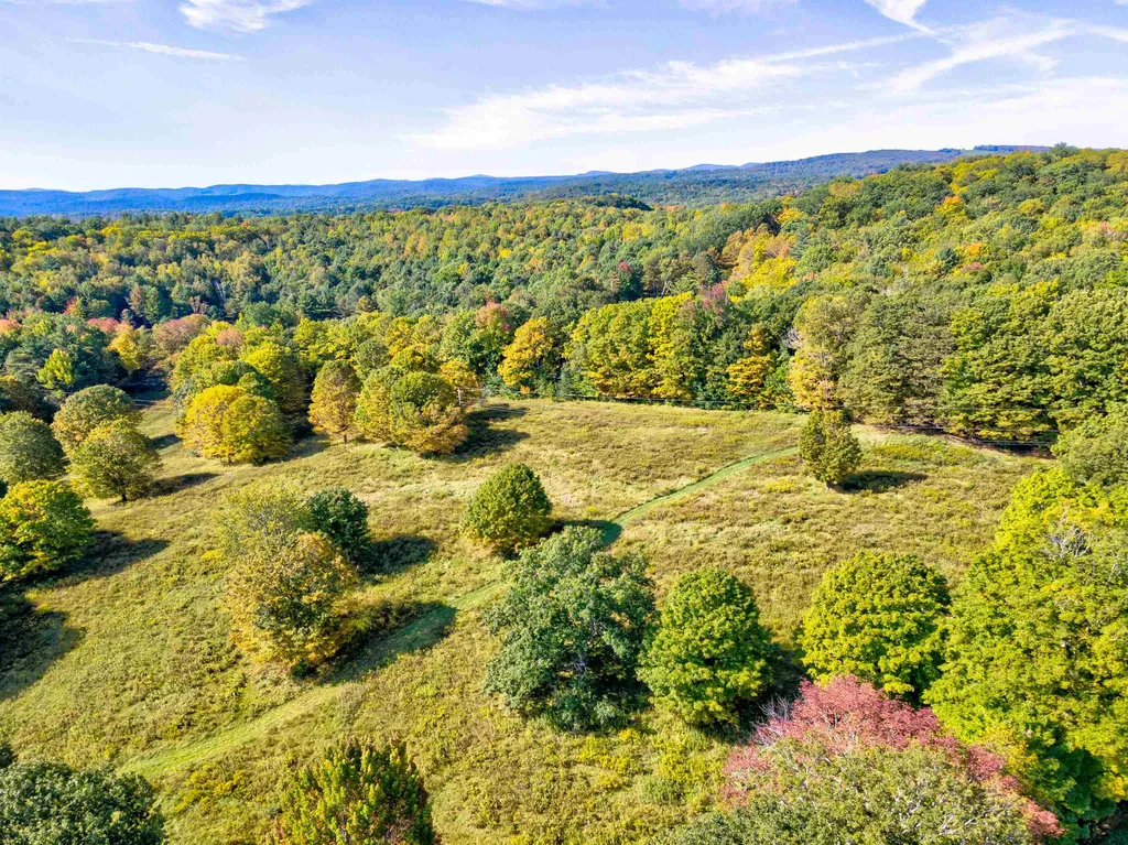 110 Advent Hill Road Hartland VT 05048
