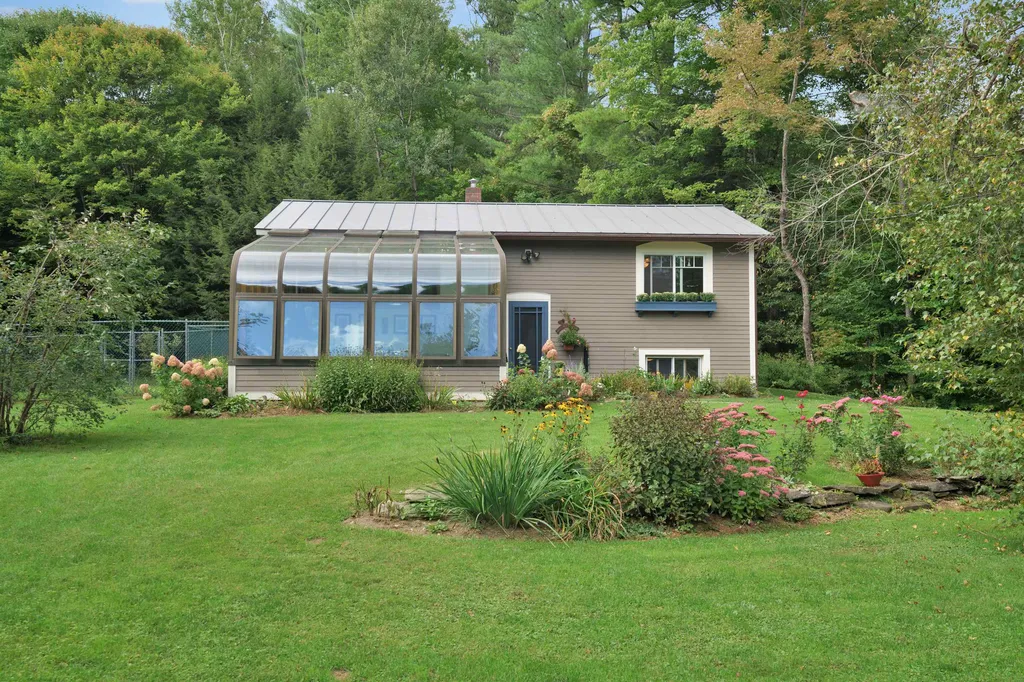 1031 Snipe Ireland Road Richmond VT 05477