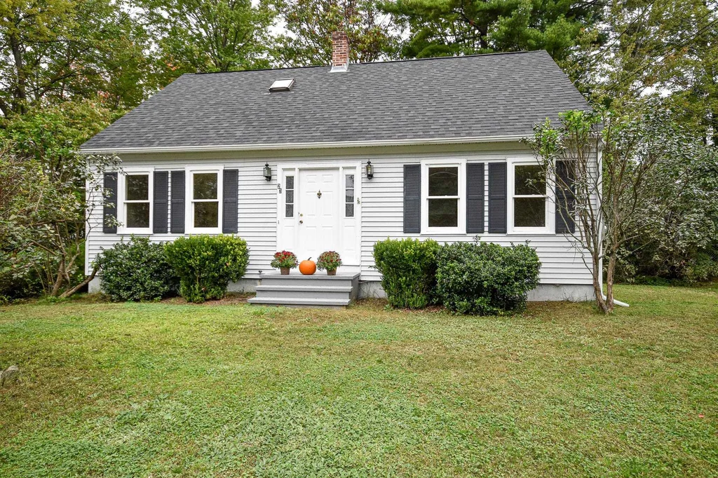 23 Vernon Avenue Rochester NH 03867