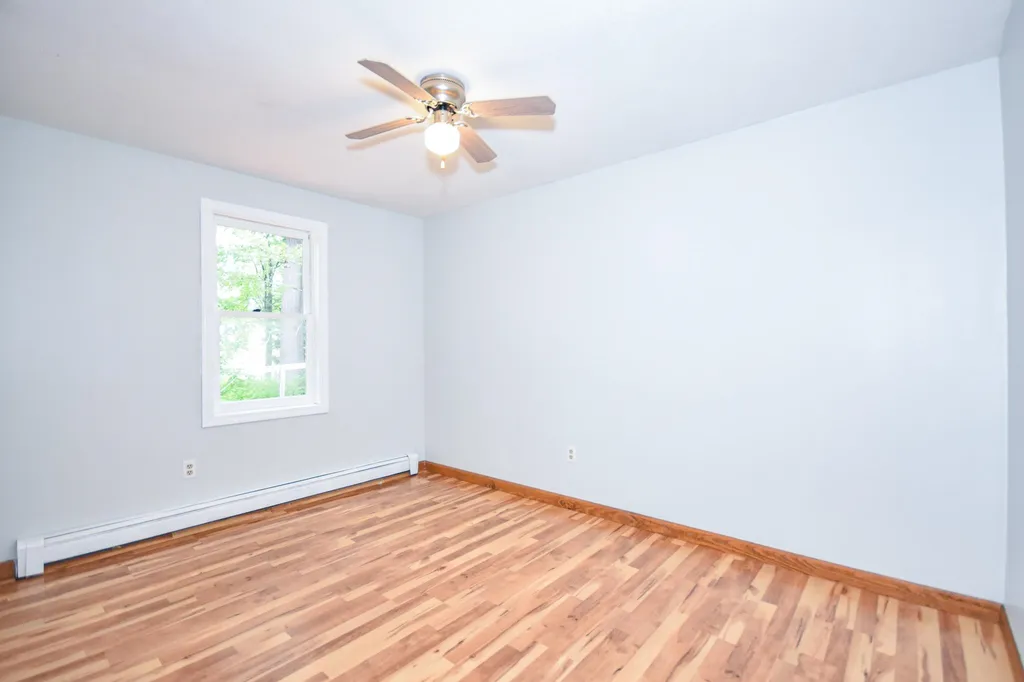 23 Vernon Avenue Rochester NH 03867