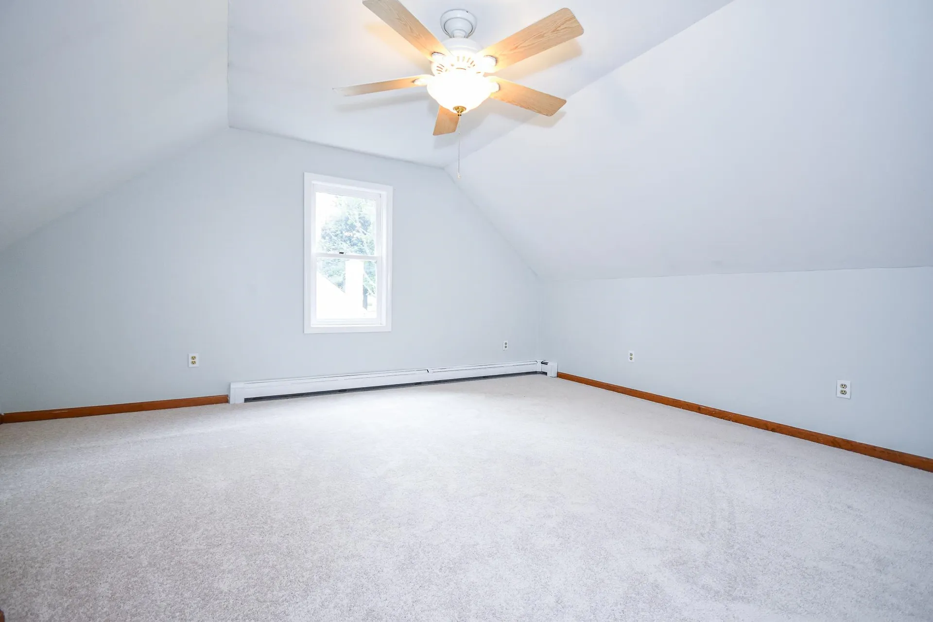 23 Vernon Avenue Rochester NH 03867