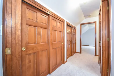 23 Vernon Avenue Rochester NH 03867