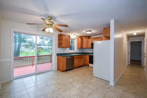 23 Vernon Avenue Rochester NH 03867