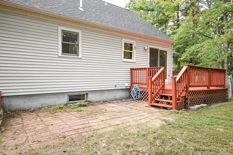 23 Vernon Avenue Rochester NH 03867