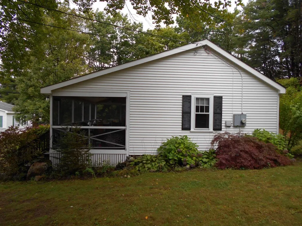 51 Meredith Center Road Meredith NH 03253