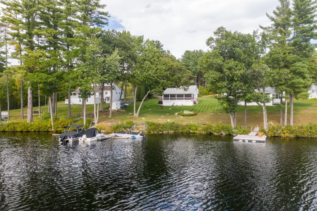 51 Meredith Center Road Meredith NH 03253