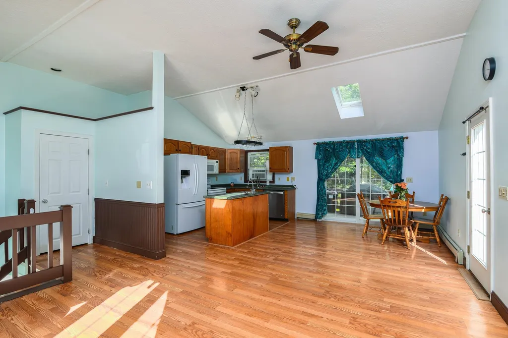 29 Davis Boulevard Rochester NH 03868