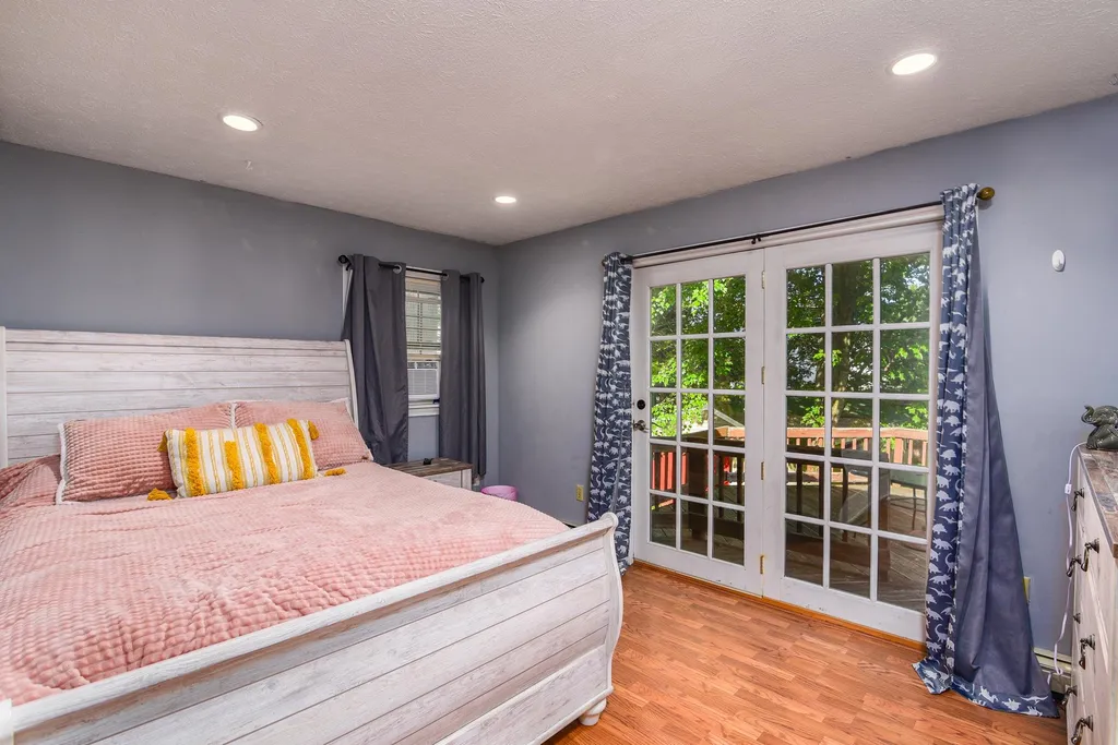 29 Davis Boulevard Rochester NH 03868