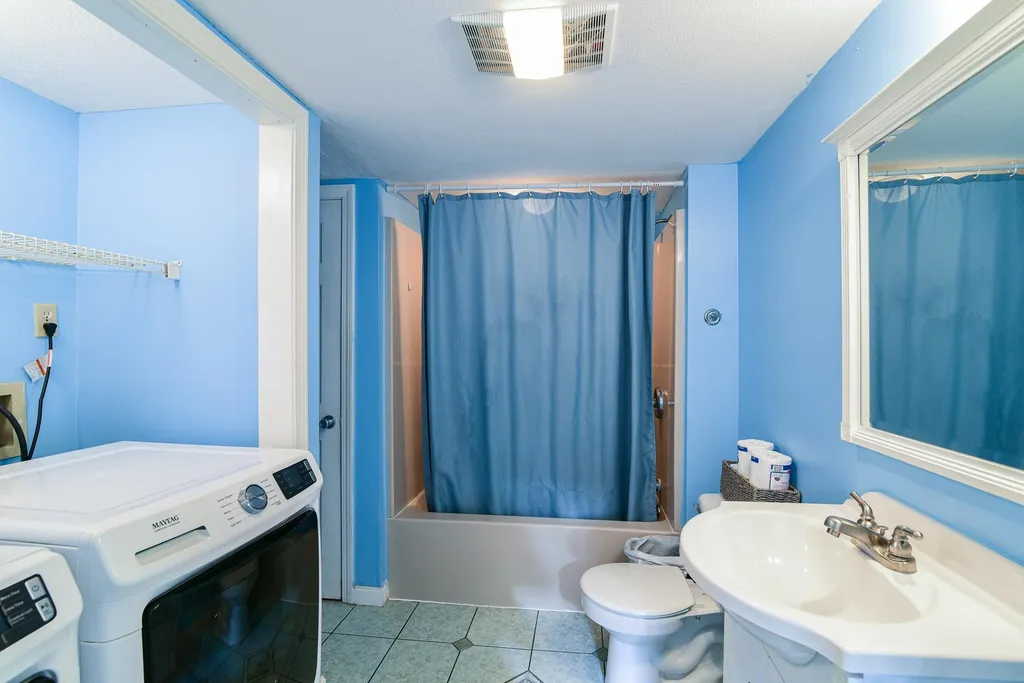 29 Davis Boulevard Rochester NH 03868