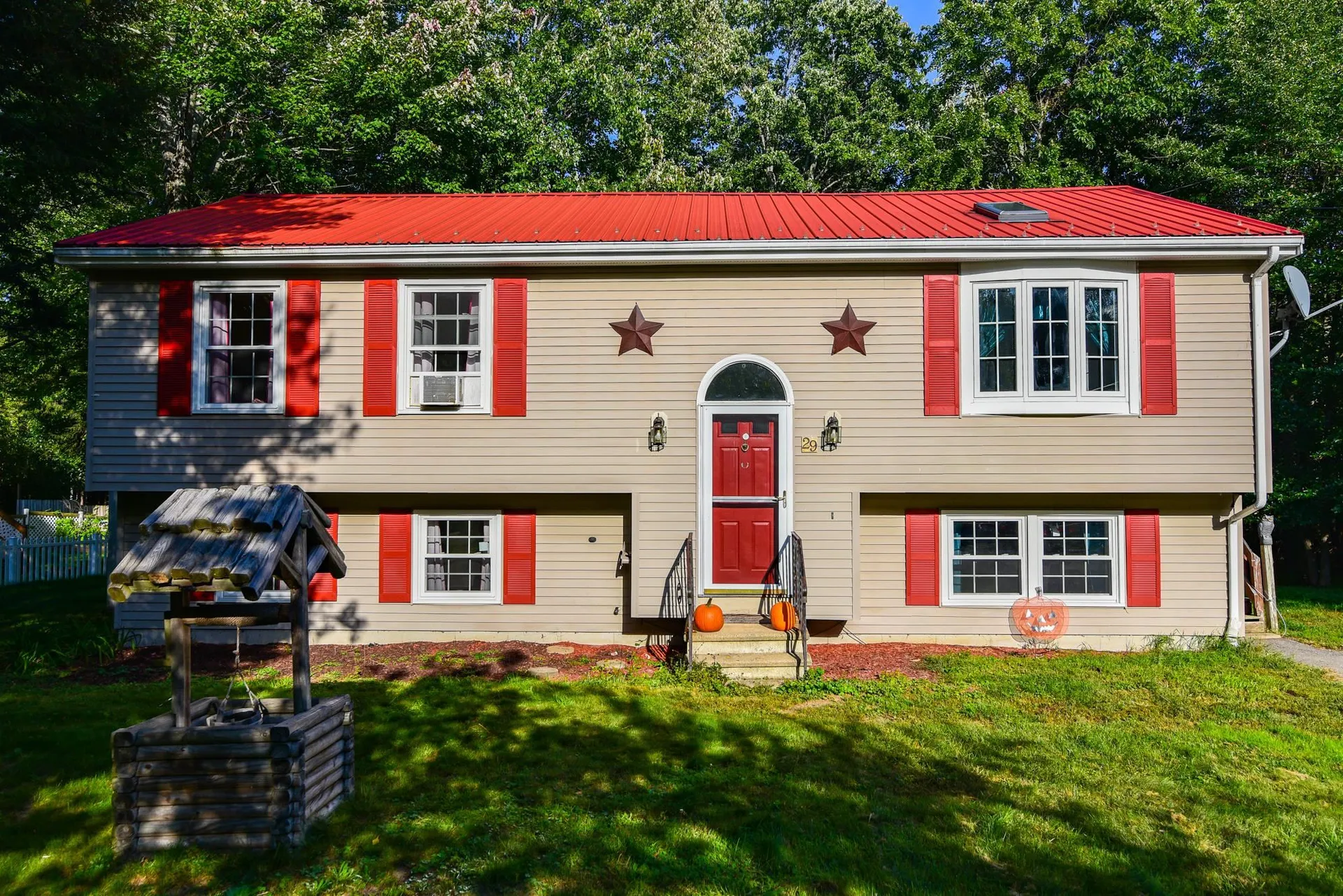 29 Davis Boulevard Rochester NH 03868