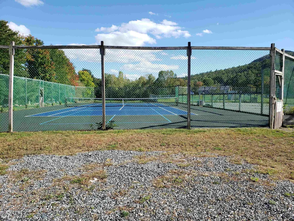 4 Turner Place Enfield NH 03748
