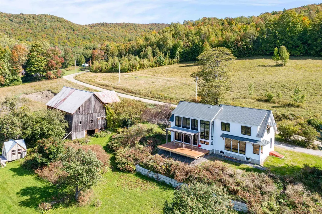 1691 Turkey Hill Road Northfield VT 05663