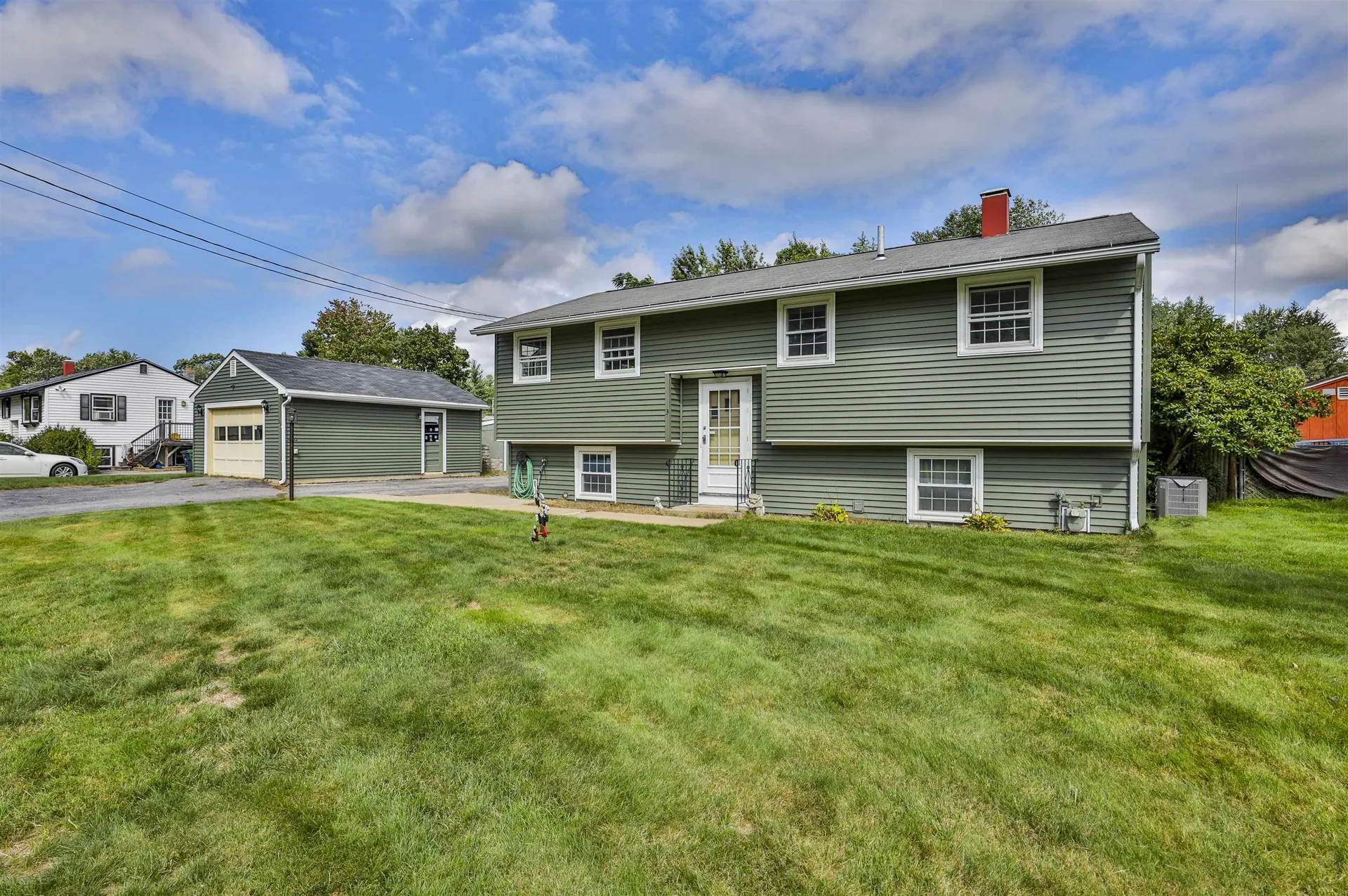 3 Portchester Drive Nashua NH 03062
