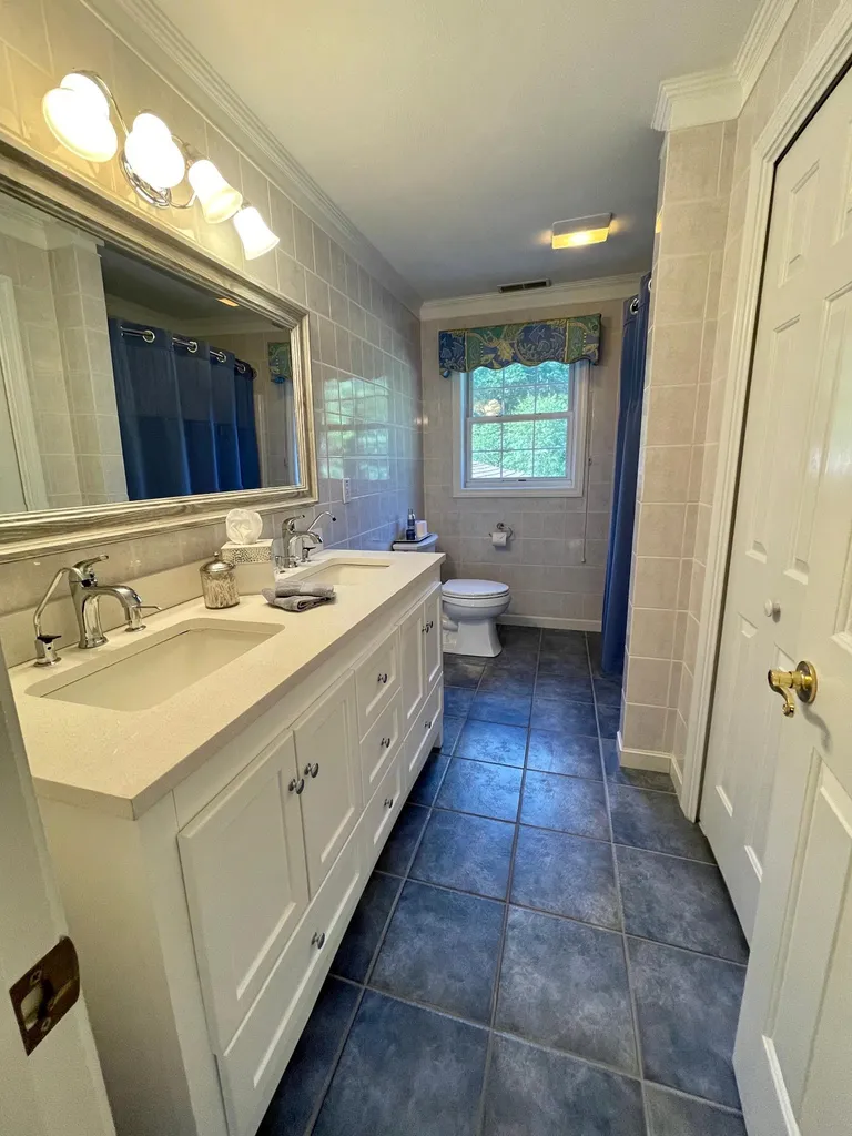 40 Glance Road Windham NH 03087