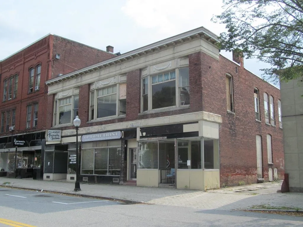 Claremont NH 03743