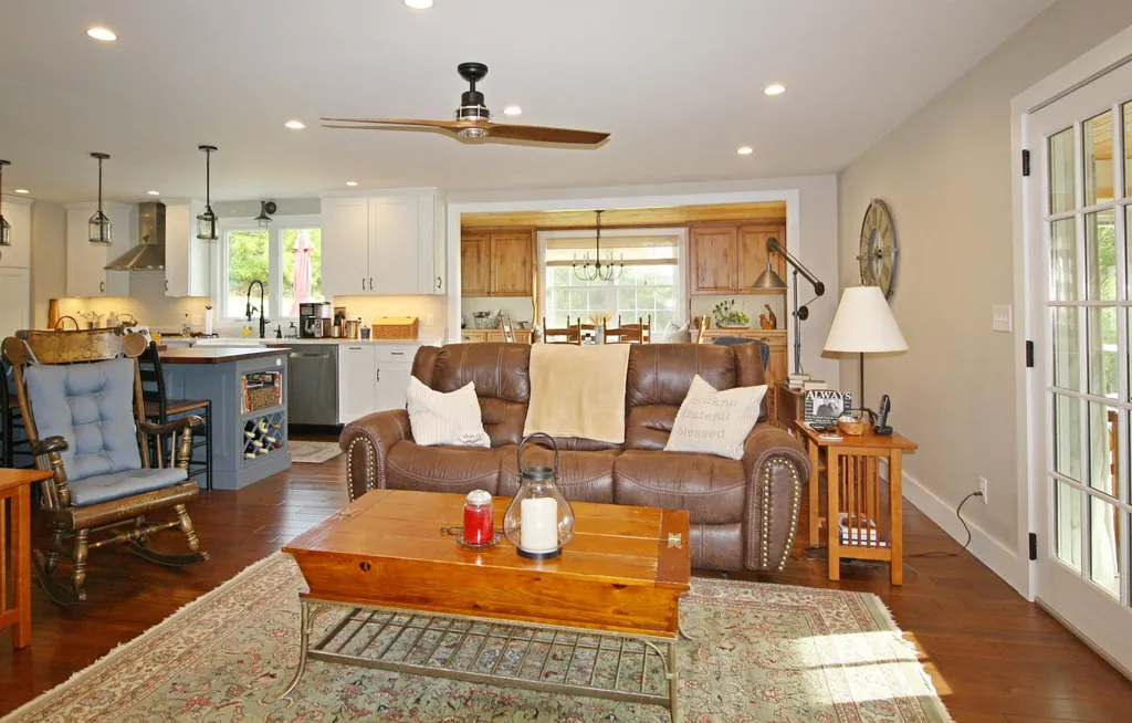 15 Shoreham-whiting Road Whiting VT 05778
