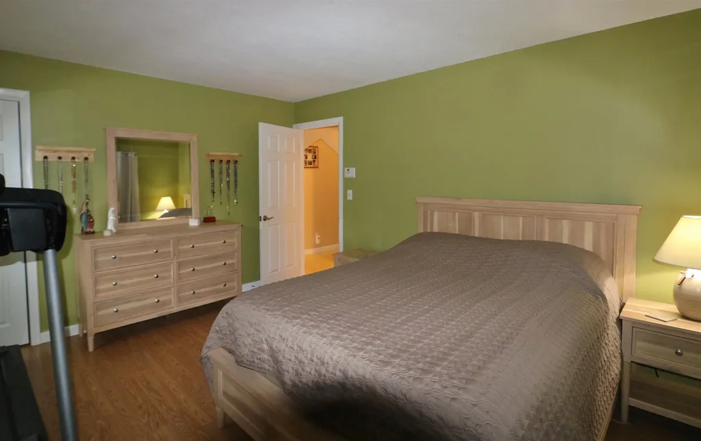 26 North Road Shelburne NH 03581