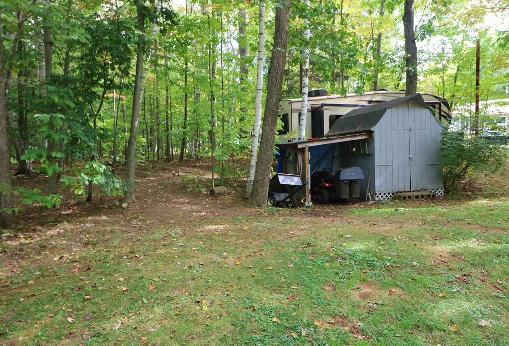 26 North Road Shelburne NH 03581