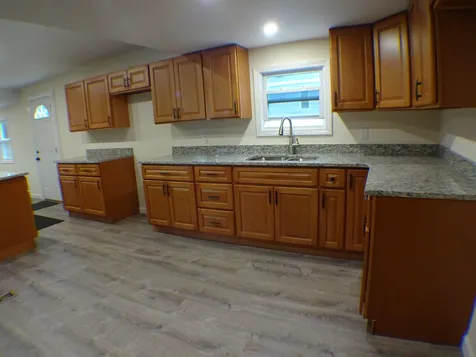 5 Hummingbird Lane Raymond NH 03077