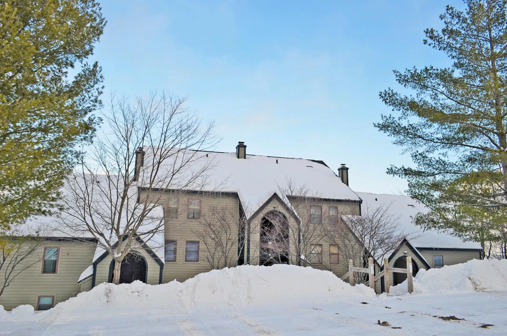 35 White Loop Ludlow VT 05149