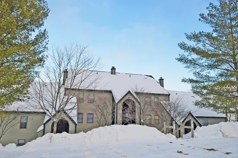 35 White Loop Ludlow VT 05149
