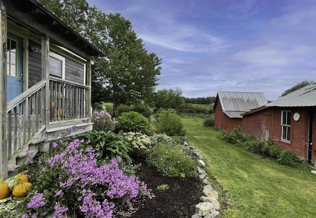 4467 Munger Street New Haven VT 05472