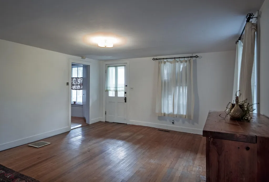 4467 Munger Street New Haven VT 05472