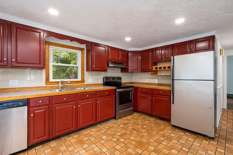 5 Paradise Drive Rochester NH 03867