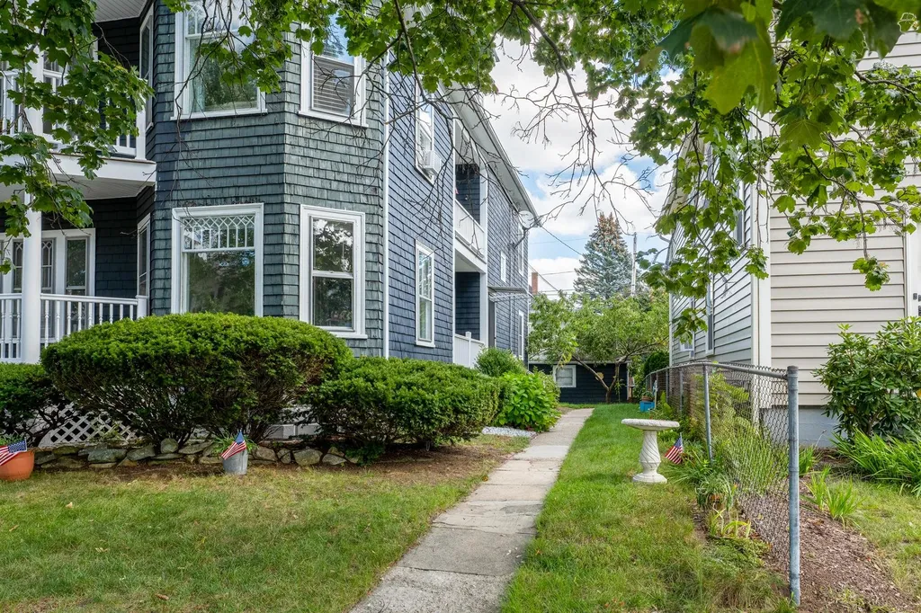 775 Hevey Street Manchester NH 03102