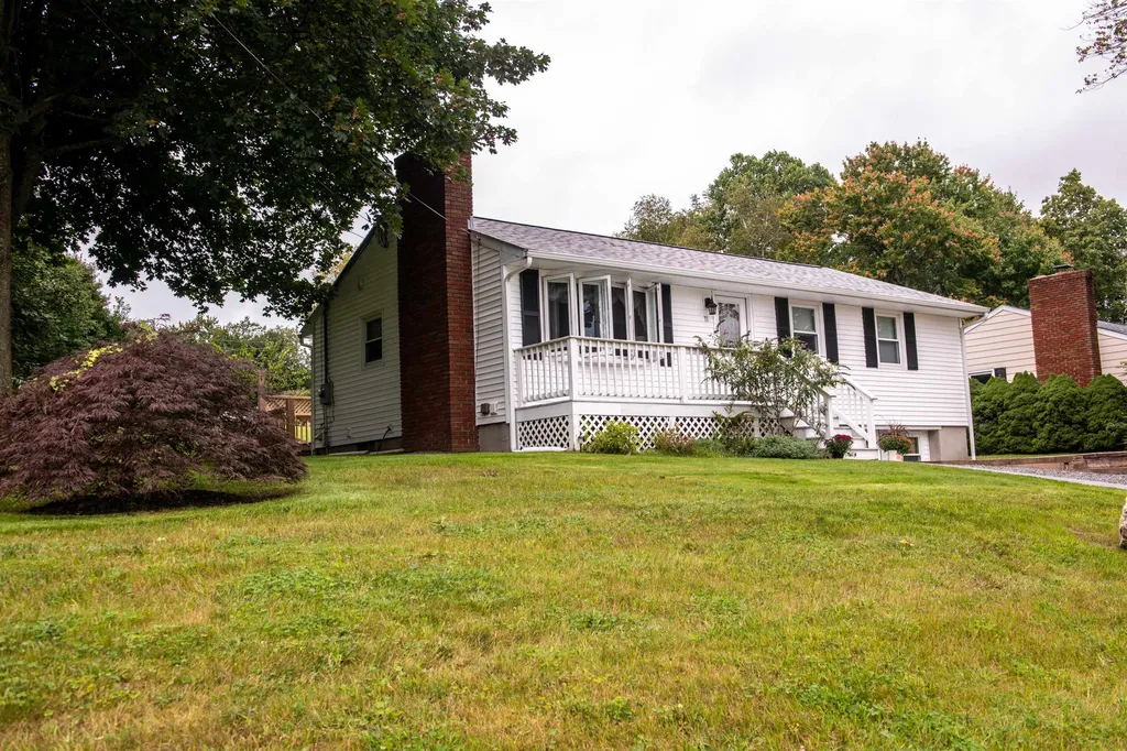 71 Old Rockingham Road Salem NH 03079
