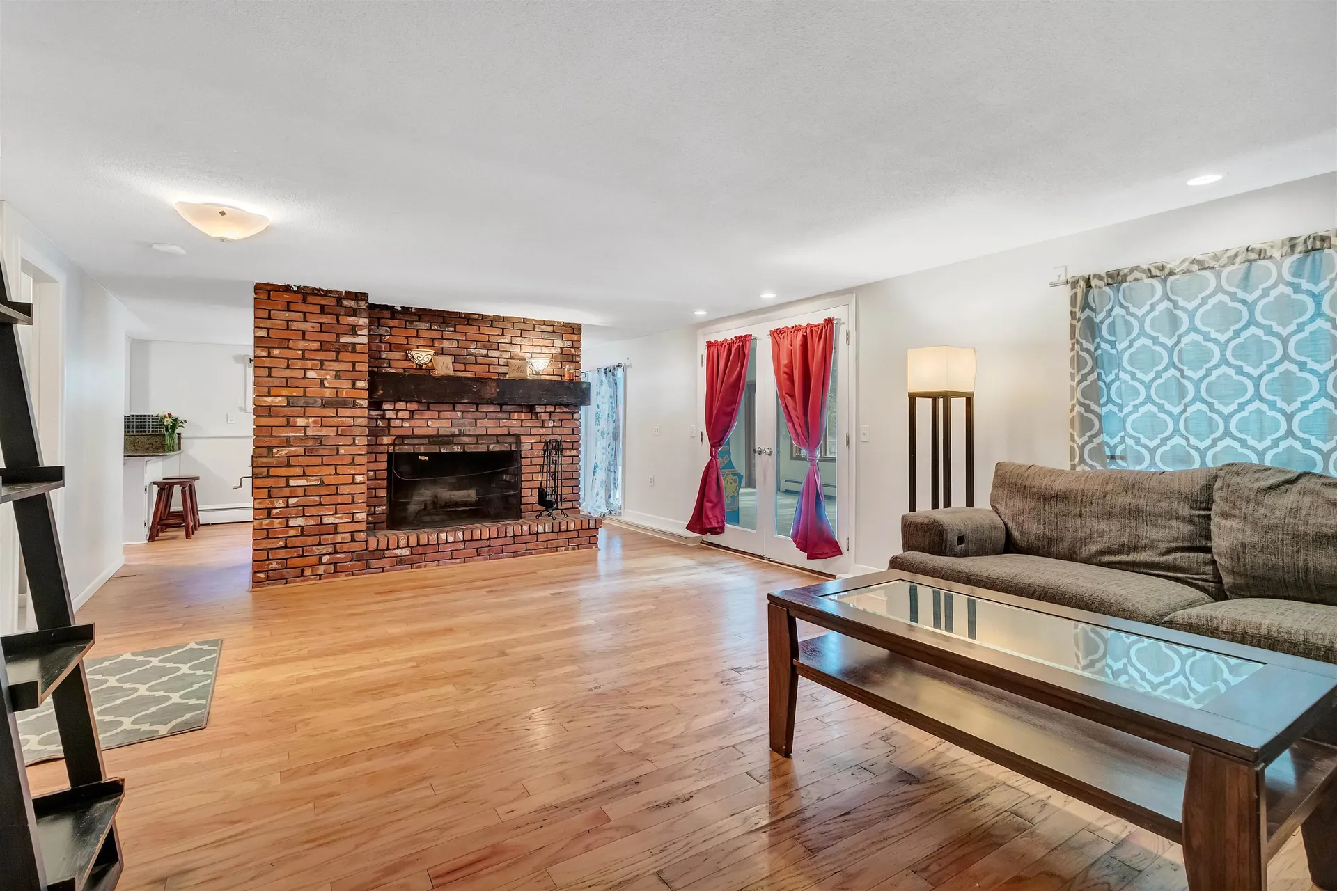 72 Walnut Avenue North Hampton NH 03862